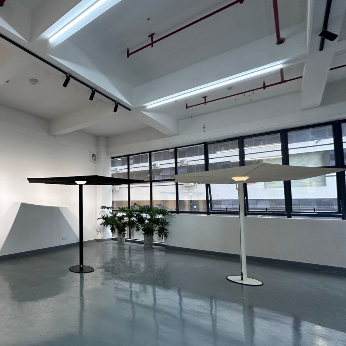 Popularny dekoracyjny parasol  – Outdoor Furniture Exhibition recenzja i cena